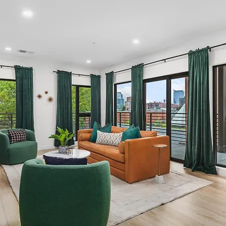 Luxury In The Gulch With Patio Pool Walk To Broadway Appartement